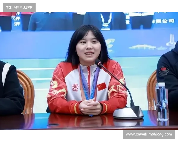 陈露颖以2分02秒71刷新女子200米蝶泳世界青年纪录创造历史 陈露颖以2分02秒71刷新女子200米蝶泳世界青年纪录创造历史