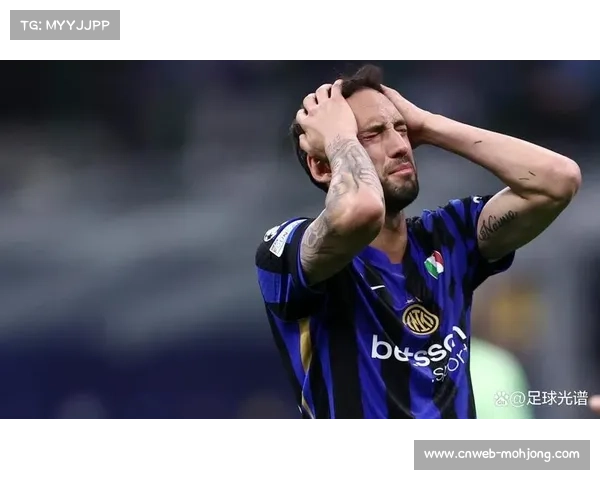 国际米兰2-2那不勒斯恰尔汗奥卢点球中柱弹进球网